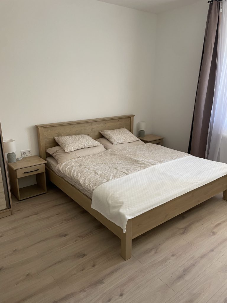 Tivorányi Vendégház Szoba Franciaágy