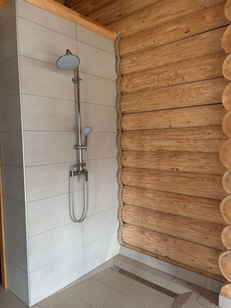 Tivorányi Vendégház Szauna zuhanyzó